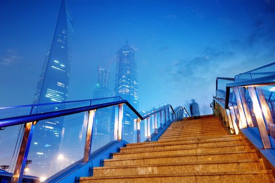 上海浦东陆家嘴街道夜景