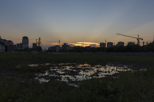 建筑工地日落