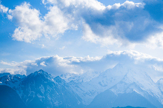 梅里雪山