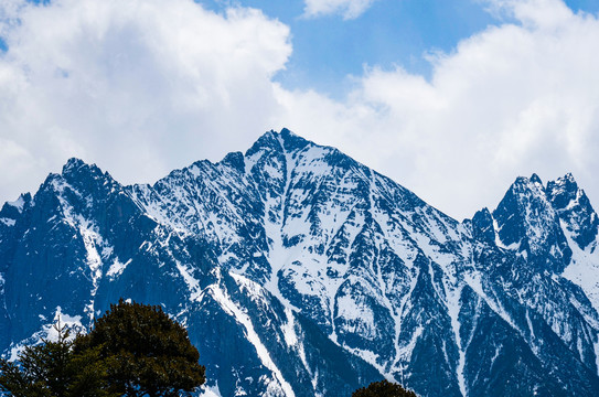 梅里雪山