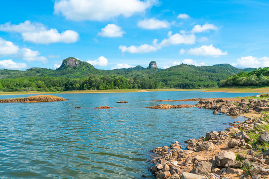 海南白石嶺生態(tài)湖
