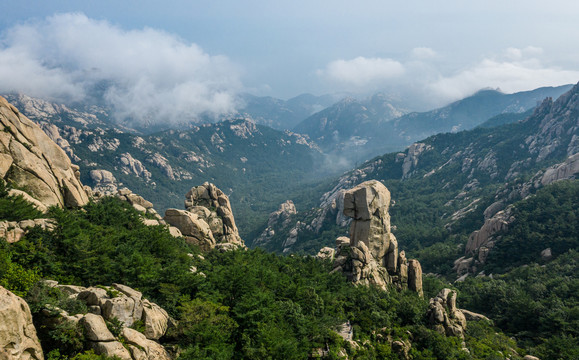 崂山山谷巨峰景区