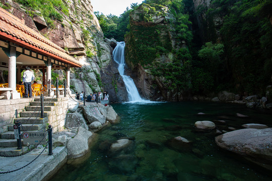 崂山北九水潮音瀑