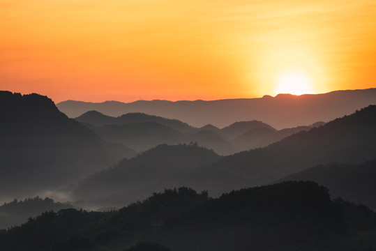 重庆周家山日出云海自然风光