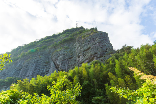 资源县资江天门山景区莲花山风光