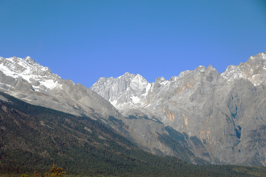 雪山