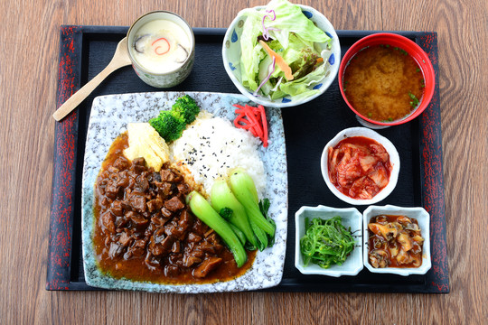 香菇牛肉饭