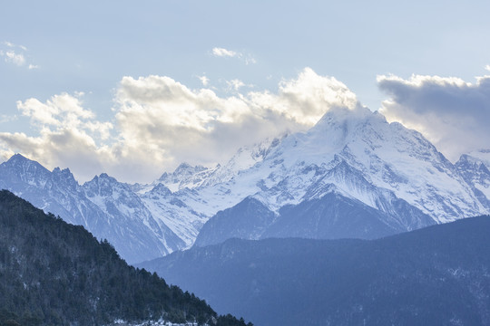 云南德钦梅里雪山自然风光