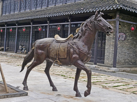 窑湾古镇战马雕塑