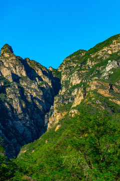 蓝天青山