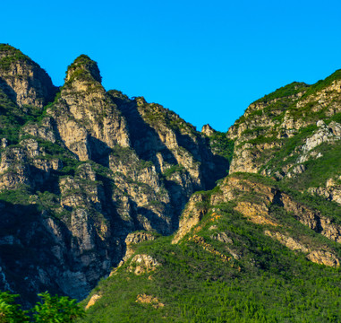 蓝天青山