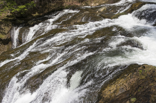 山泉水