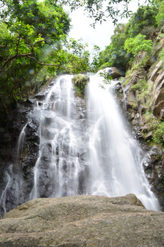 坪山马峦山郊野公园瀑布