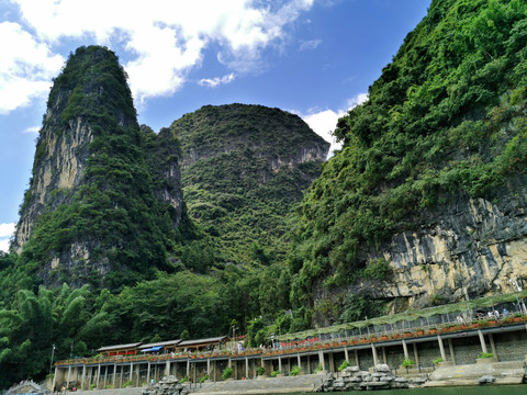 山壁观景道