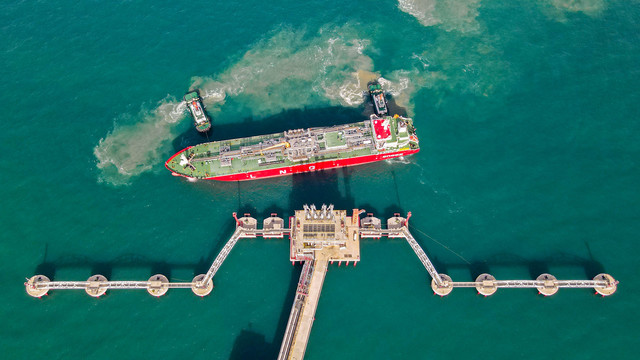 中石油海南lng液化天然气码头