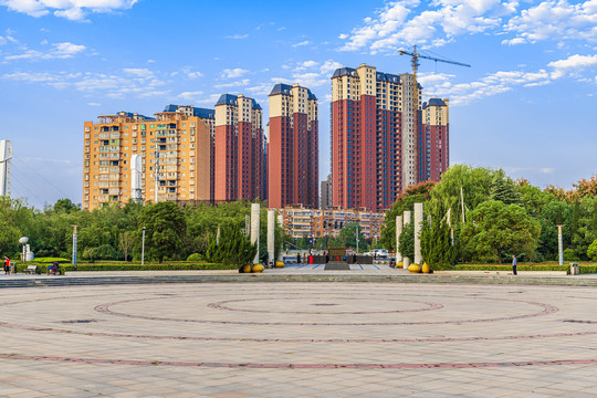 城市广场高层住宅楼