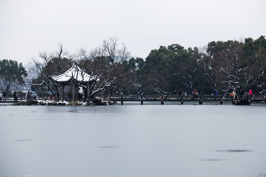 西湖雪韵