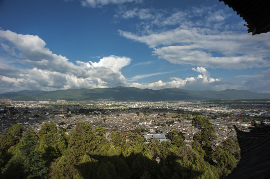 俯瞰麗江古城