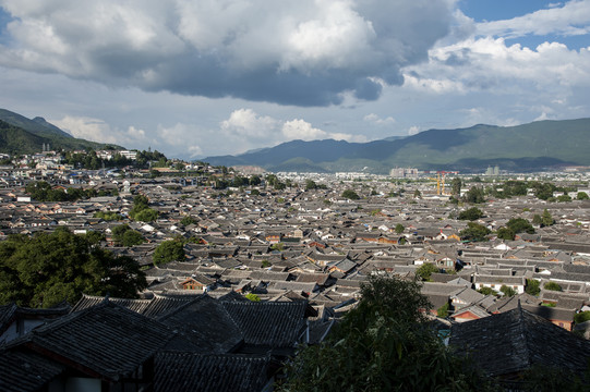 俯瞰麗江古城
