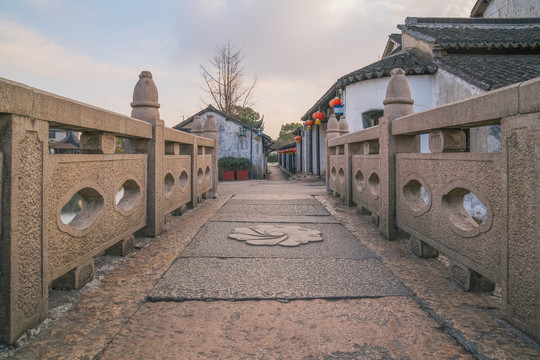 中国苏州千灯古镇古建筑和石拱桥