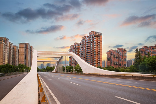 中国苏州张家港现代桥梁高速公路