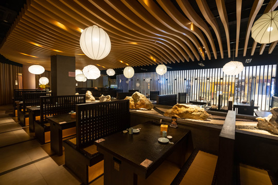 高端日式料理店裝潢