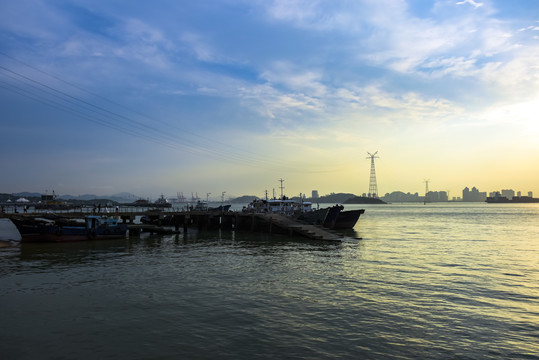 厦门海湾码头黄昏