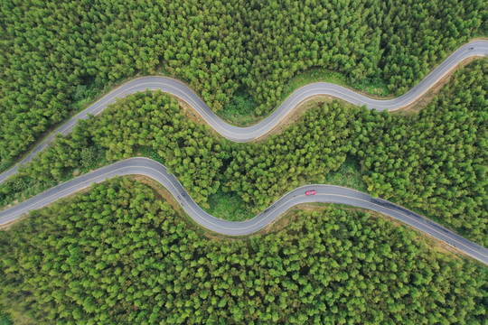 浙江安吉山区盘山公路