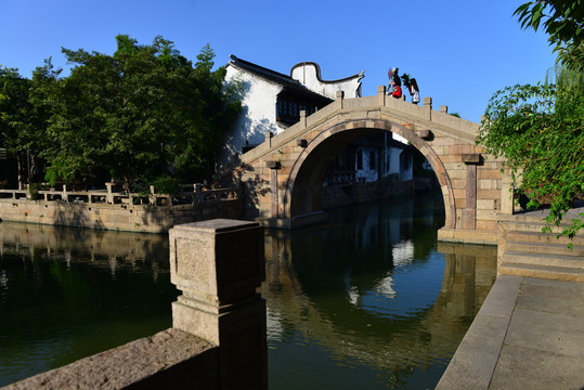 月河风景区