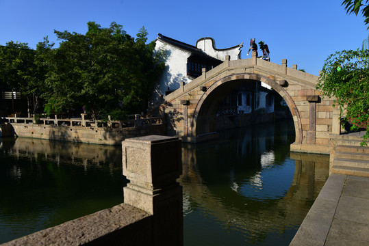 月河风景区