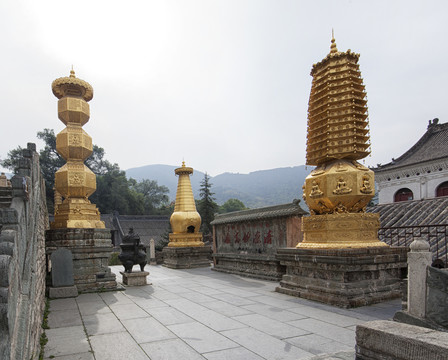 五台山大显通寺