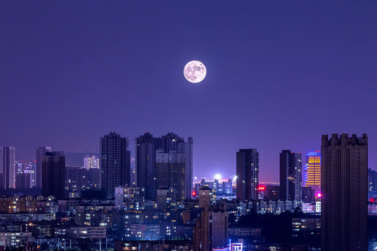 城市中秋夜景