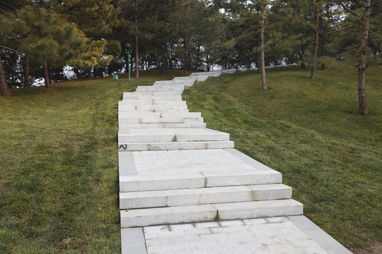 公园石台阶