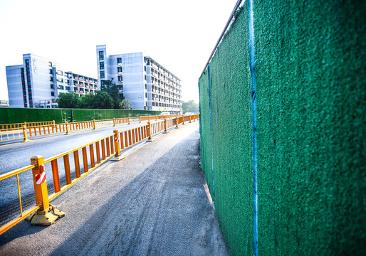 城市道路围挡