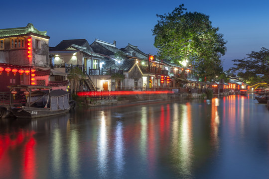 中国浙江西塘古镇夜景风光