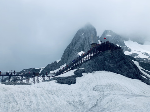 玉龙雪山