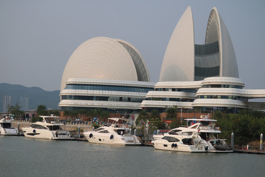 珠海情侣路珠海日月贝风光景色