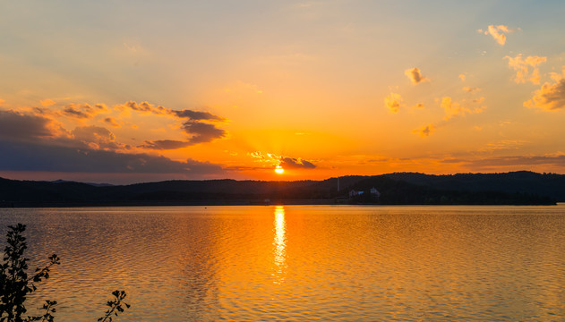 夕阳晚霞