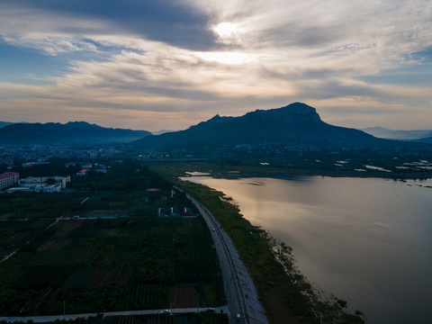 航拍济南卧虎山水库01