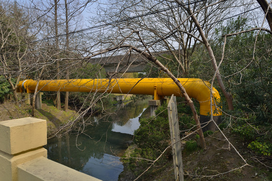 户外燃气输送管道