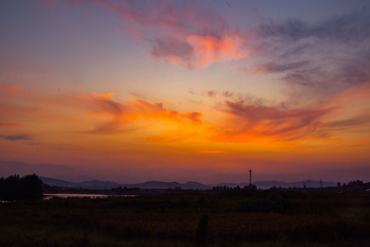 夕阳下的天空