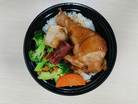 外卖盒饭大鸡腿饭快餐卤鸡腿饭