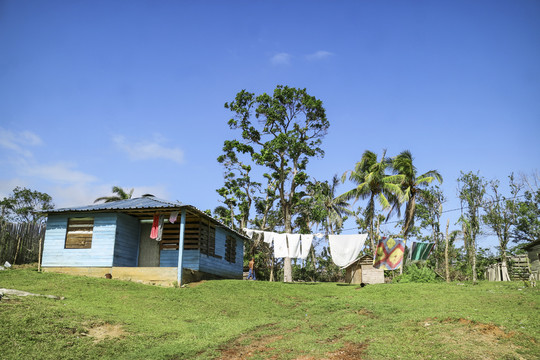 山村小屋