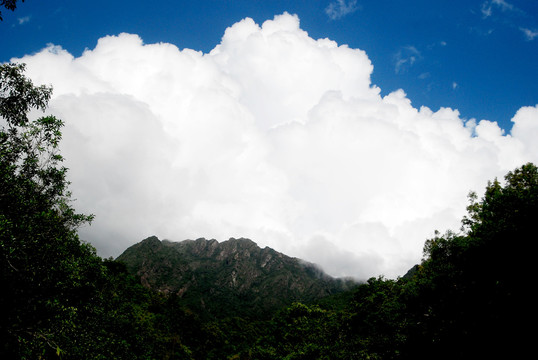 大山天空