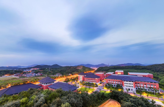 浙江大学舟山校区校园风景建筑