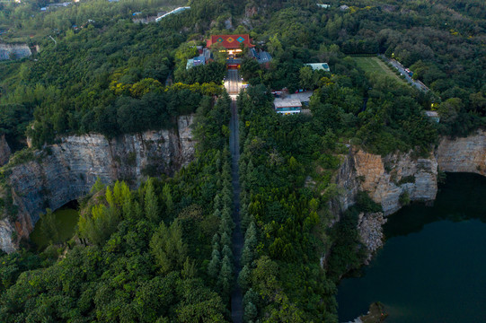 芒山寺