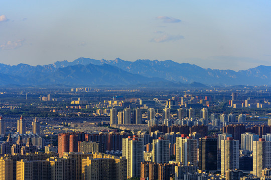 远眺北京朝阳区城市建筑群