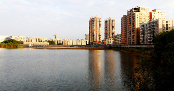 湖畔风景