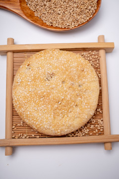 湖南衡阳地方特产酥薄月芝麻月饼