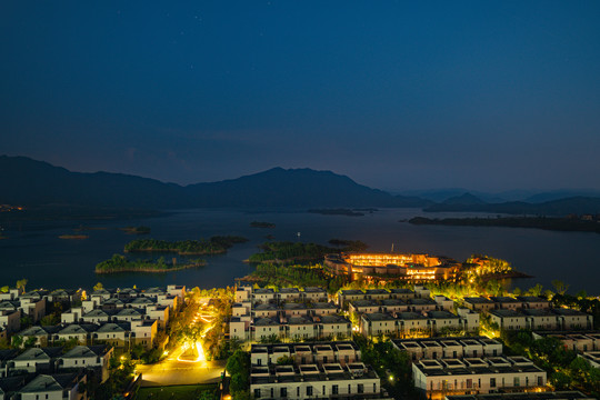 湖景排屋住宅酒店